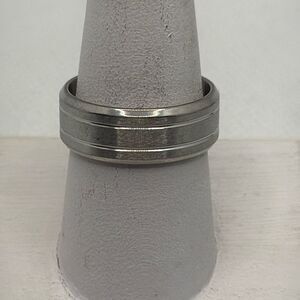 Brand New!! Size 13 Titanium plated beveled edge band, ring